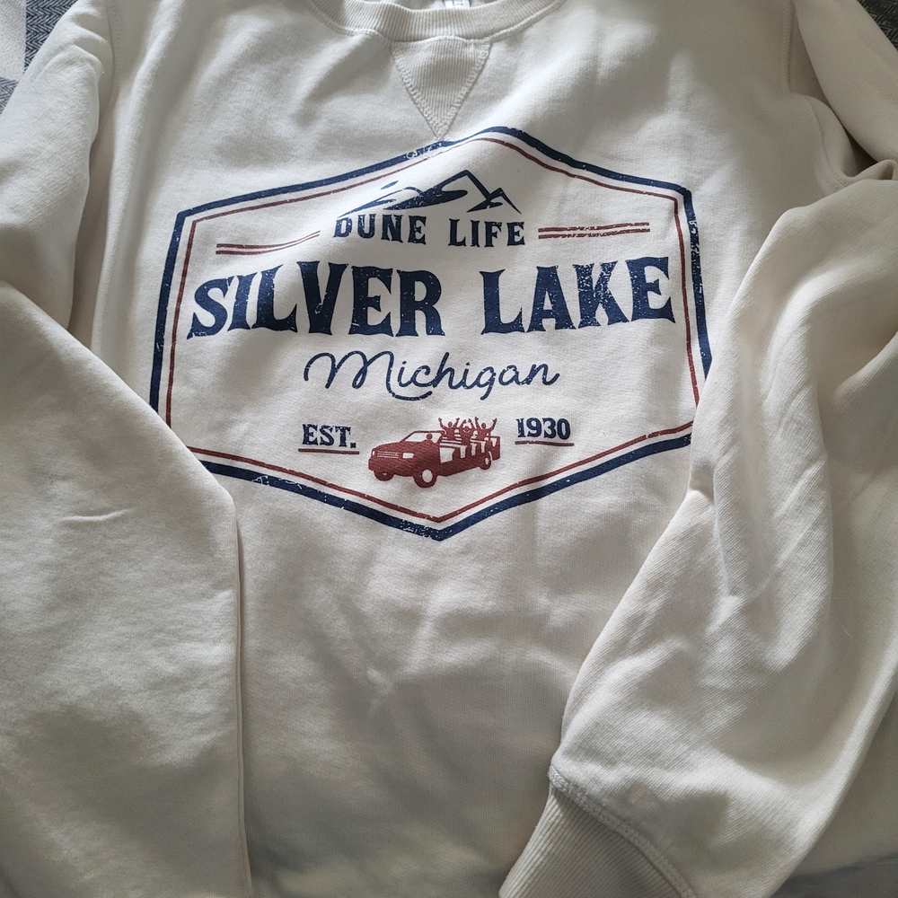 Sweatshirt Size Small, Silver Lake Sand Dunes Michigan